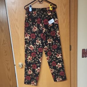 Talbots Black Pants with Red and Gold Floral Design womens 8x30 number 791